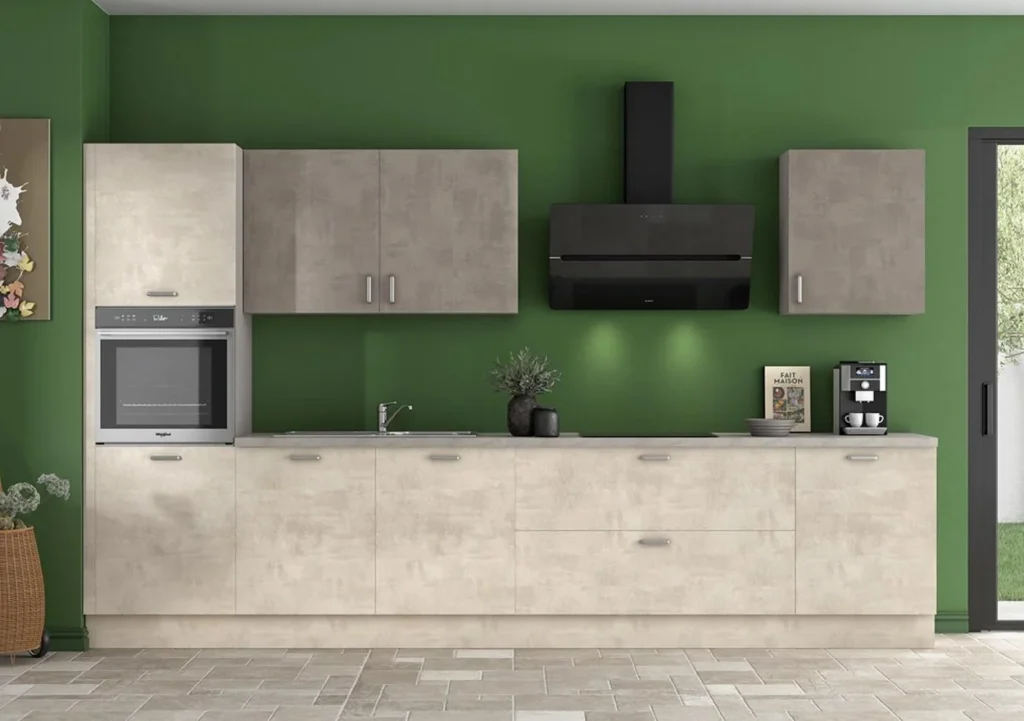 Layout with island
