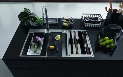 Stainless steel sink