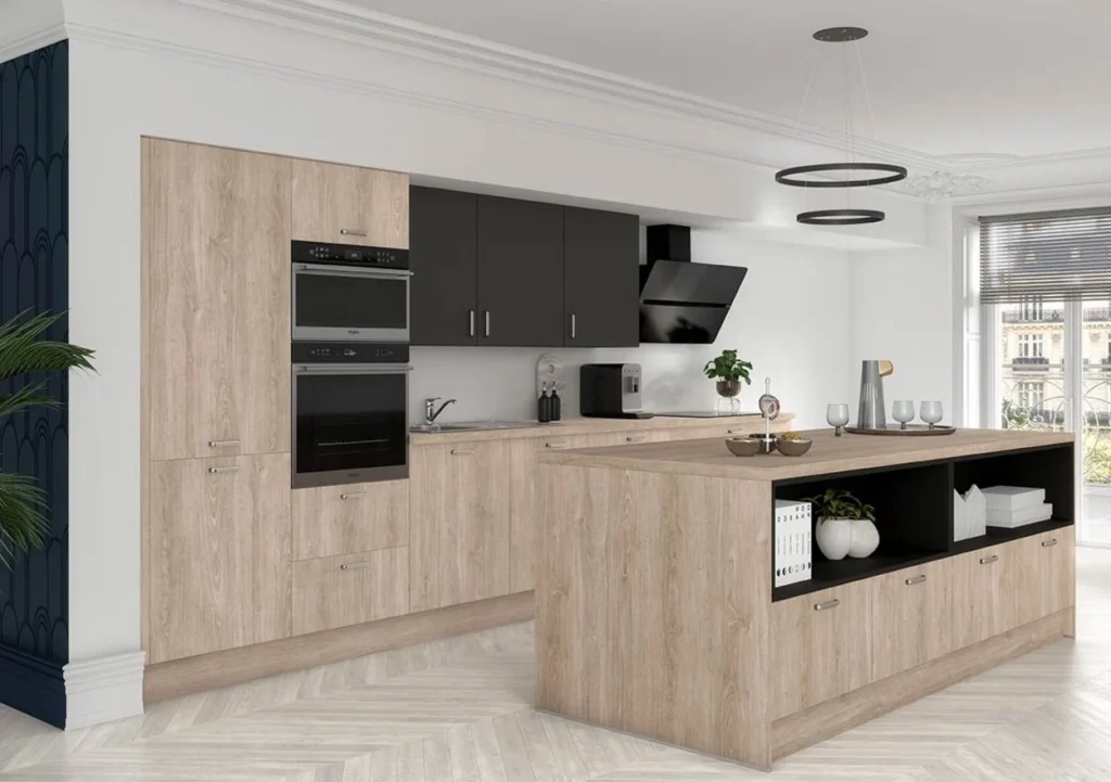 Layout with island