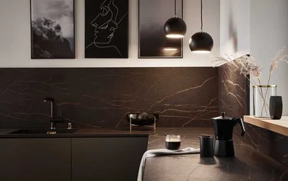 Where is the splashback installed ?