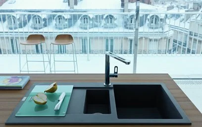 A 1.5 basin with drainer