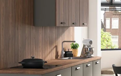 A wood decor that makes an impact!