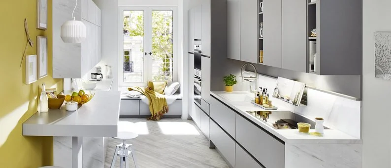 Galley kitchen layout